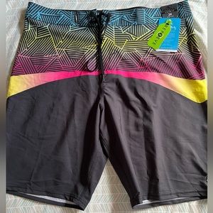O’Neill hyper freak men’s hybrid shorts BNWT